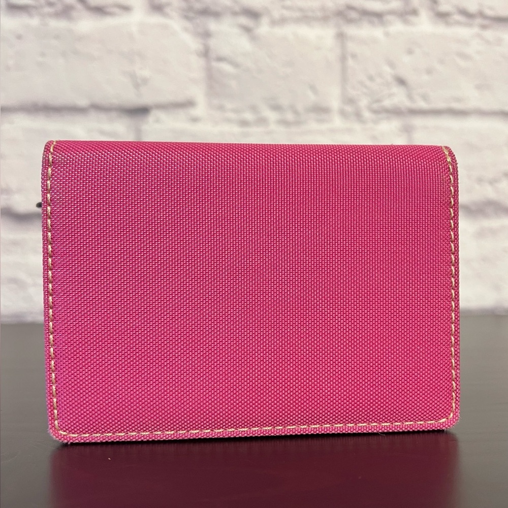 Lands’ End Small Bifold Card Wallet w/Canvas Exterior & Leather Interior - Picture 2 of 10